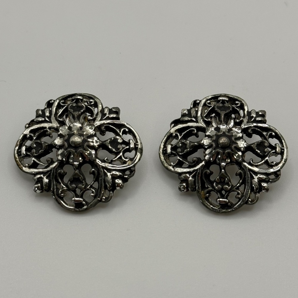 Vintage Avon Silver Tone Filigree‎ Clip On Earrings Ornate Floral Quatrefoil